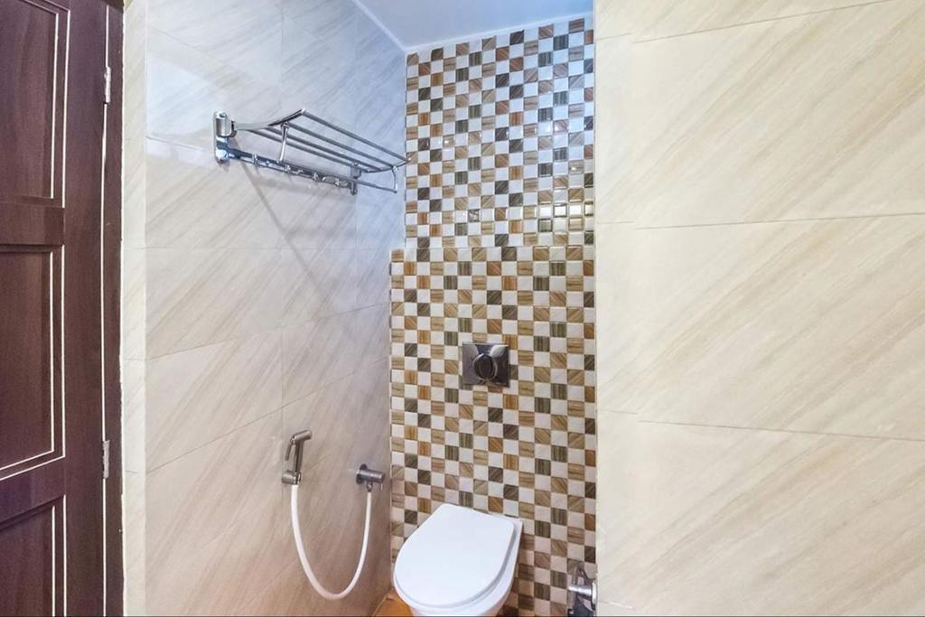 Отель King Paradise Tiruchirappalli Экстерьер фото